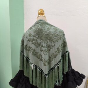 MANTON BORDADOS Y FLECADOS CANTILLANA