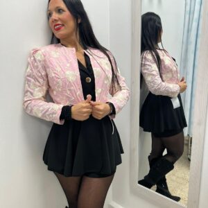 Chaquetilla rosa bebe bordado flor